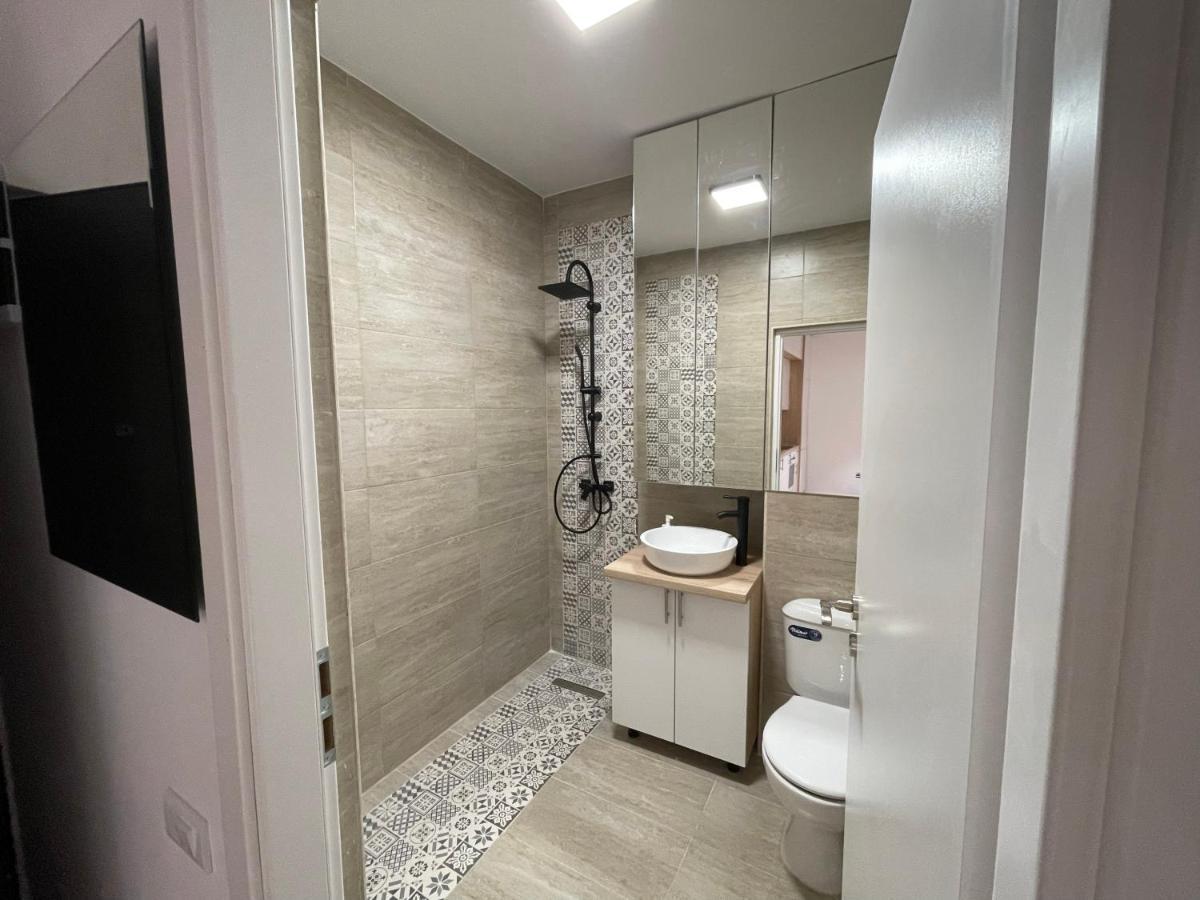 Relax Luxury Apartment Palace Bukarest Kültér fotó